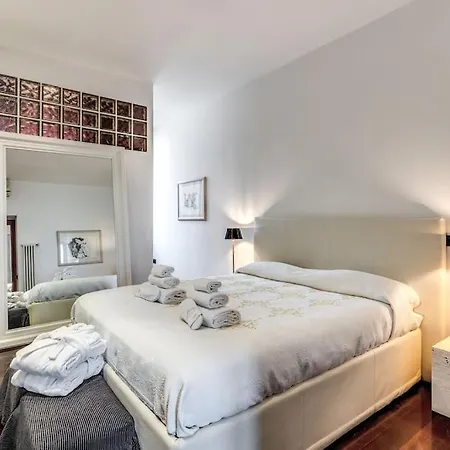 Daire Cola Di Rienzo Luxury House